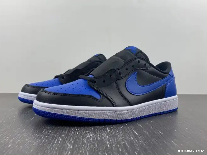705329-004 Low Jordan (2015) Royal 1 Retro 0325